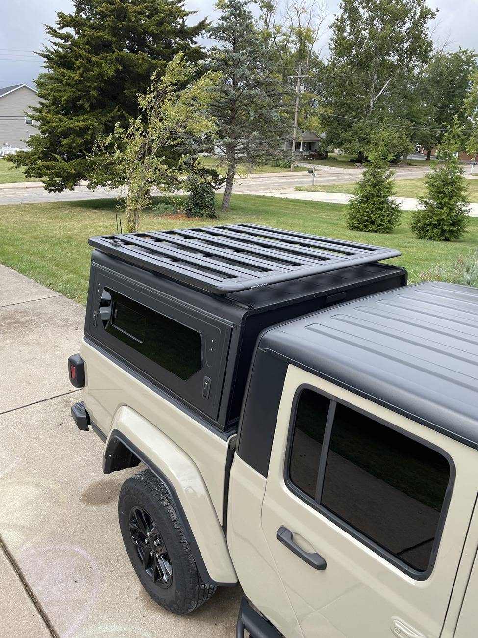 Jeep Gladiator Alu-Cab Contour Canopy Roll Call - not Camper thumbnail_IMG_2993
