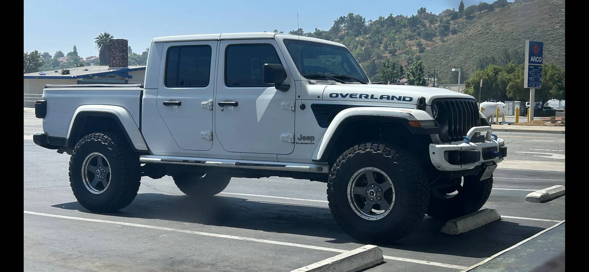 Jeep Gladiator 21 Willys Lift True Level Pictures IMG_6970