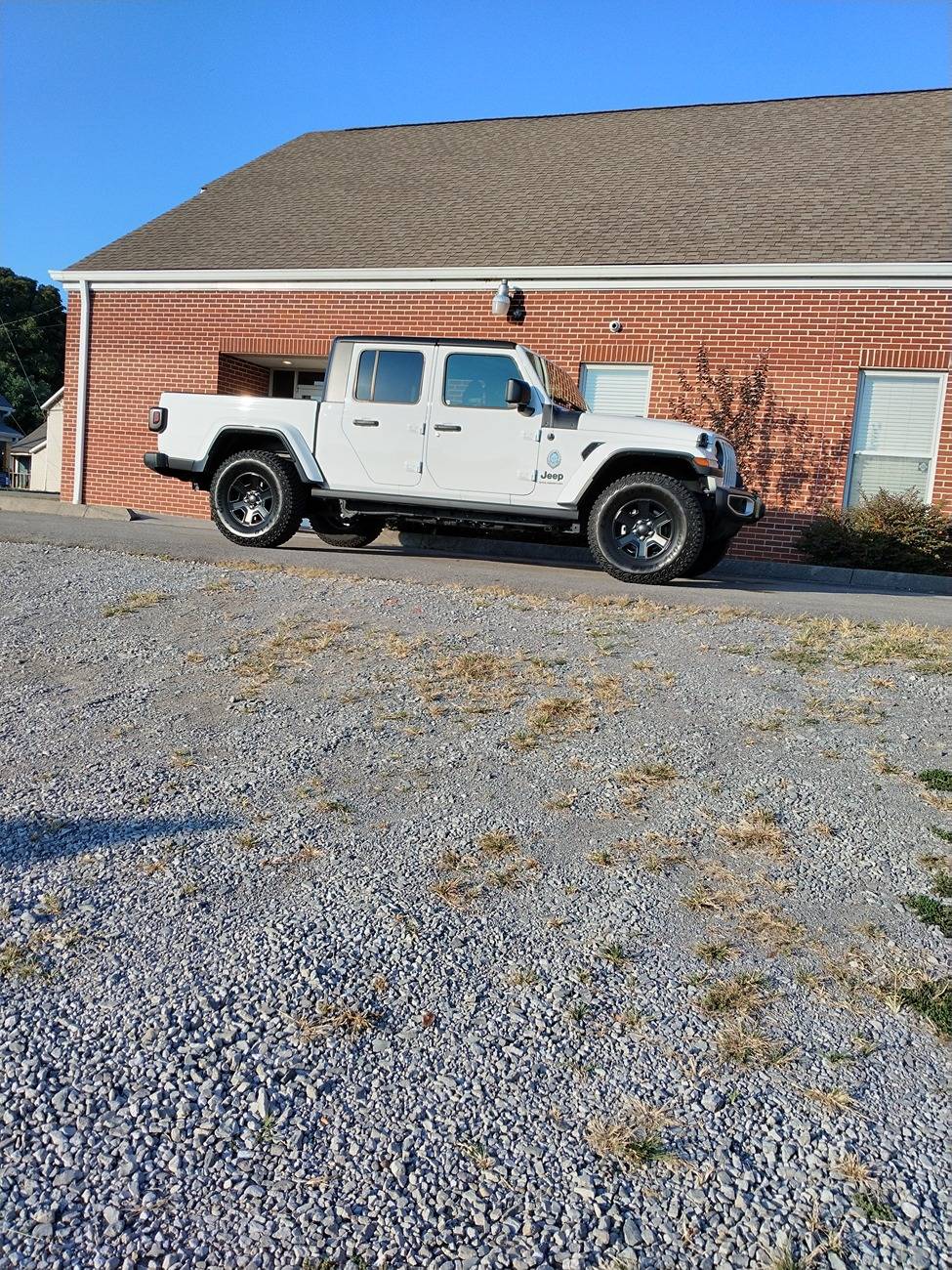 Jeep Gladiator 21 Willys Lift True Level Pictures IMG_20240922_084302
