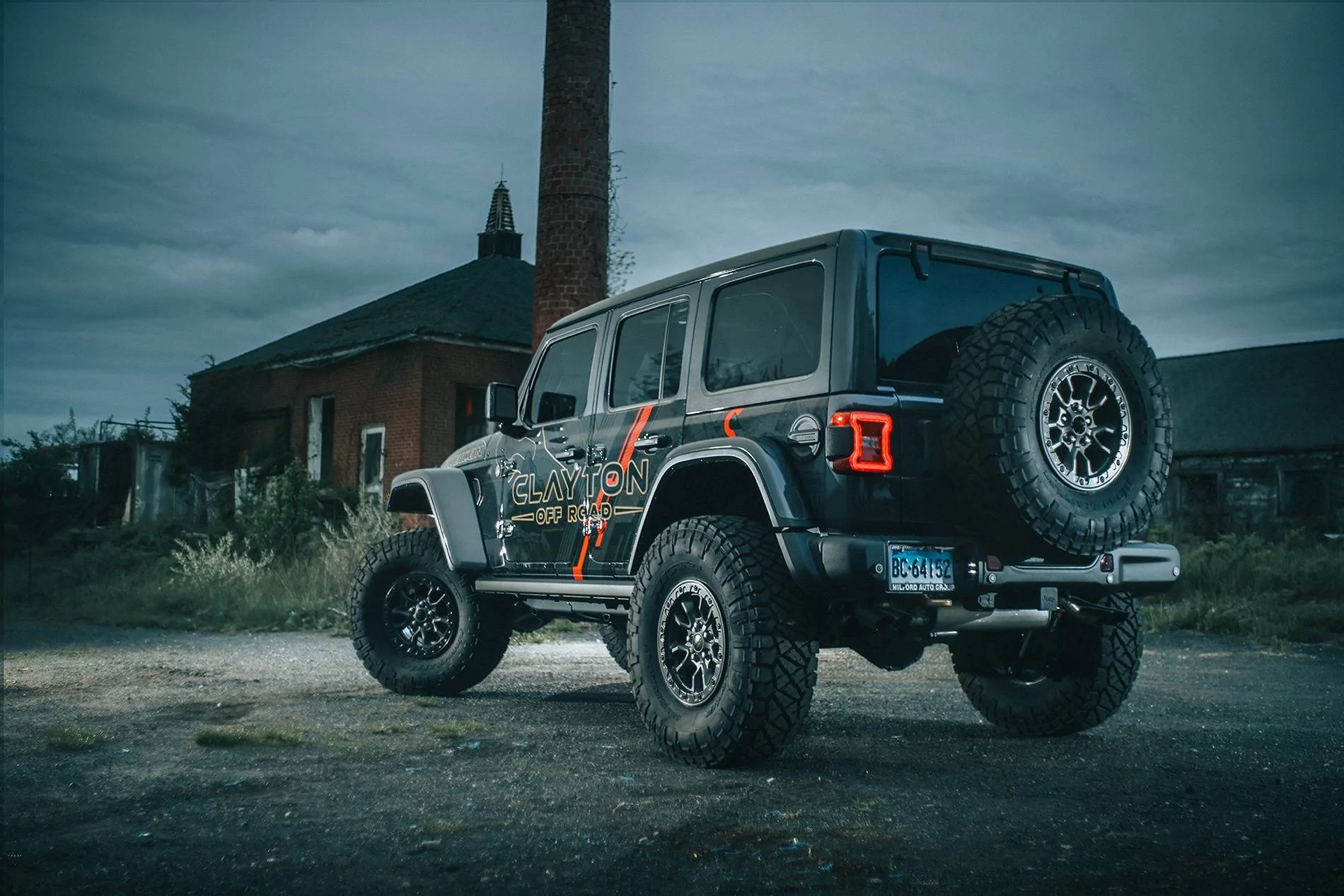 Jeep Gladiator Clayton Off Road JT Suspension Systems 7D2A4558 smaller