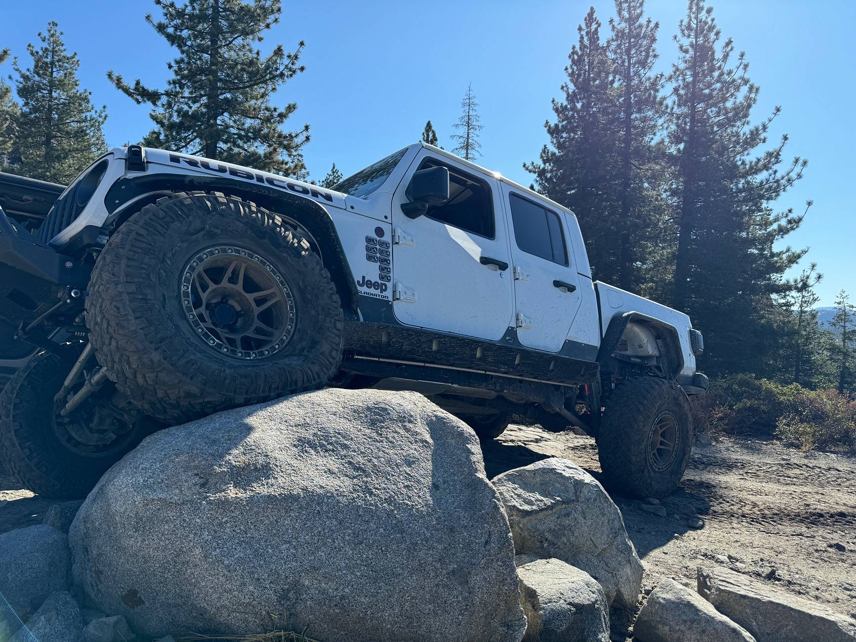 Jeep Gladiator Pre-Runner Springs - lots of rear wheel travel IMG_0341