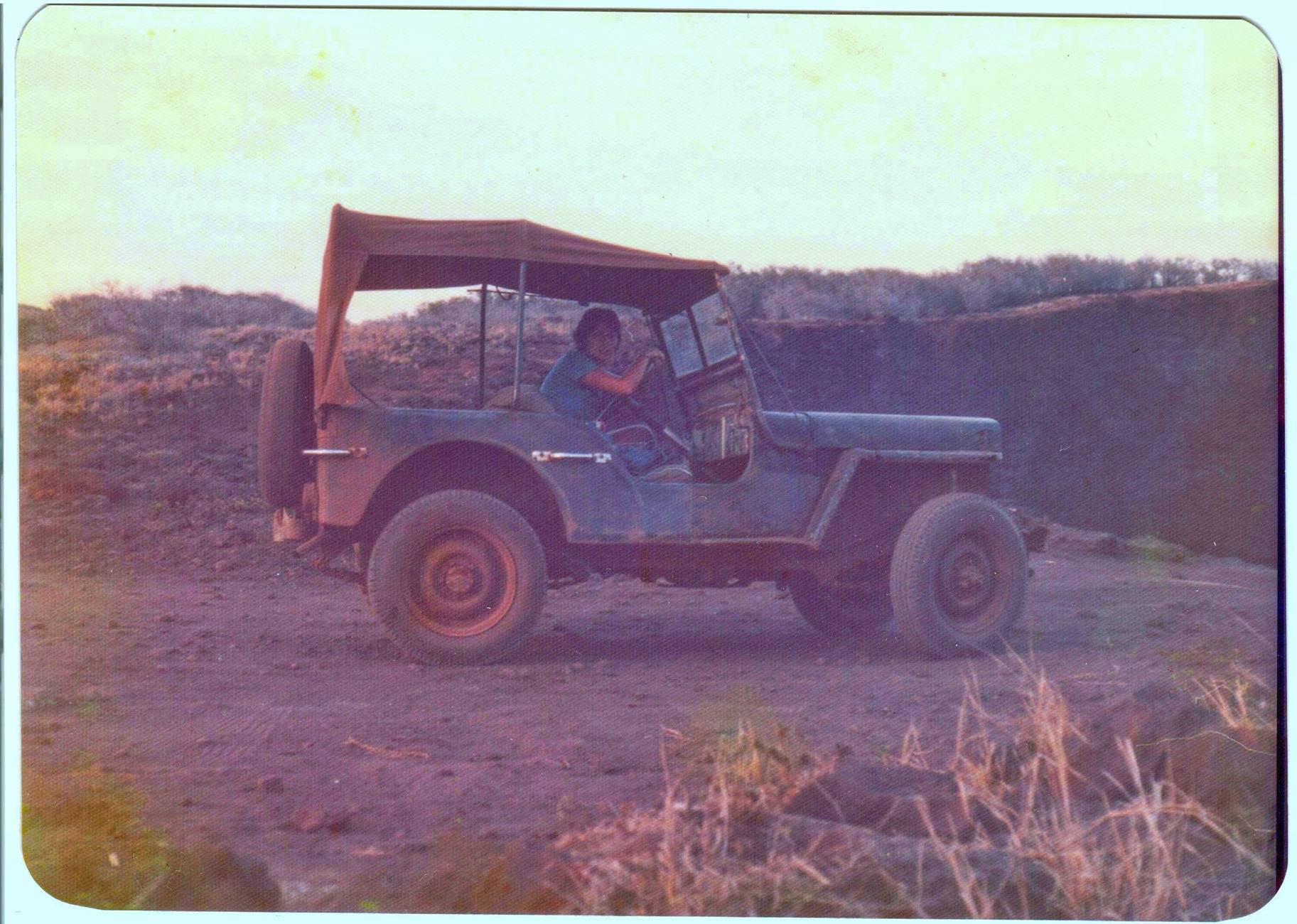 Jeep Gladiator Old Jeep pics [ Jeep porn ] flatfender