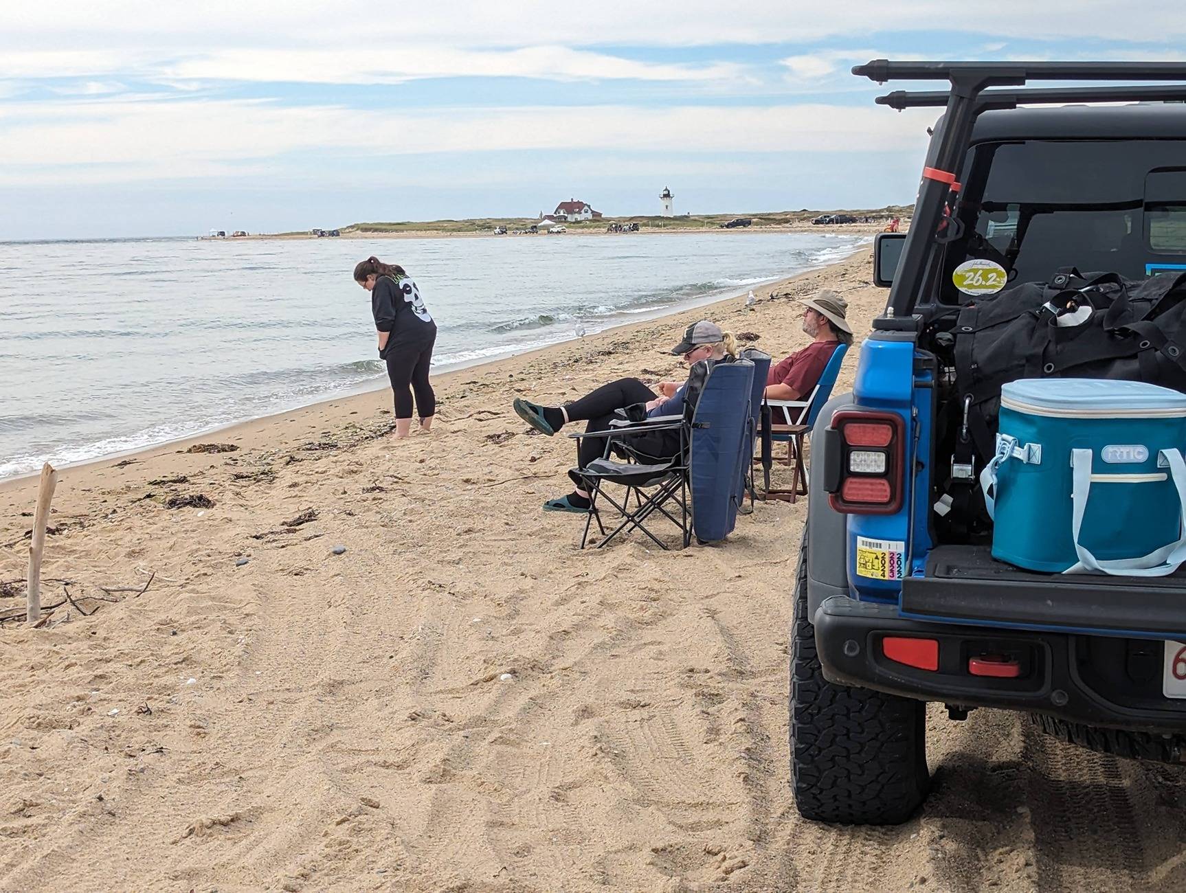 Jeep Gladiator We're in a Beachy Mood!!! Show us your Rig on Sand! PXL_20240907_192856830