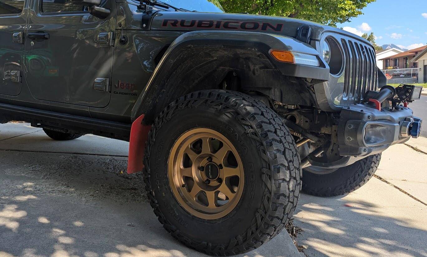 Jeep Gladiator SHOW ME YOUR WHEELS! 1727377393332-4d