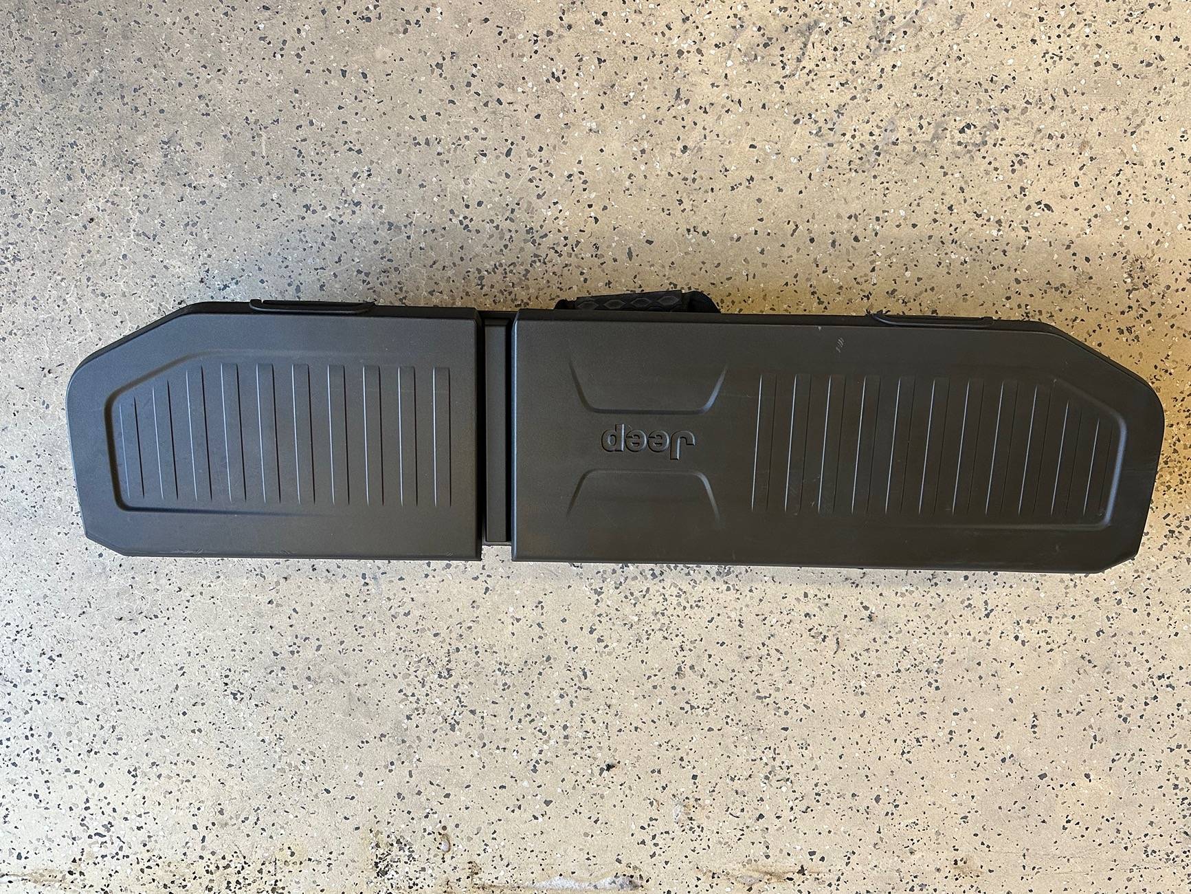 Jeep Gladiator Pending - Jeep Gladiator Rear Under Seat Locking Storage - 6LT89TX7AB - $500 IMG_1435
