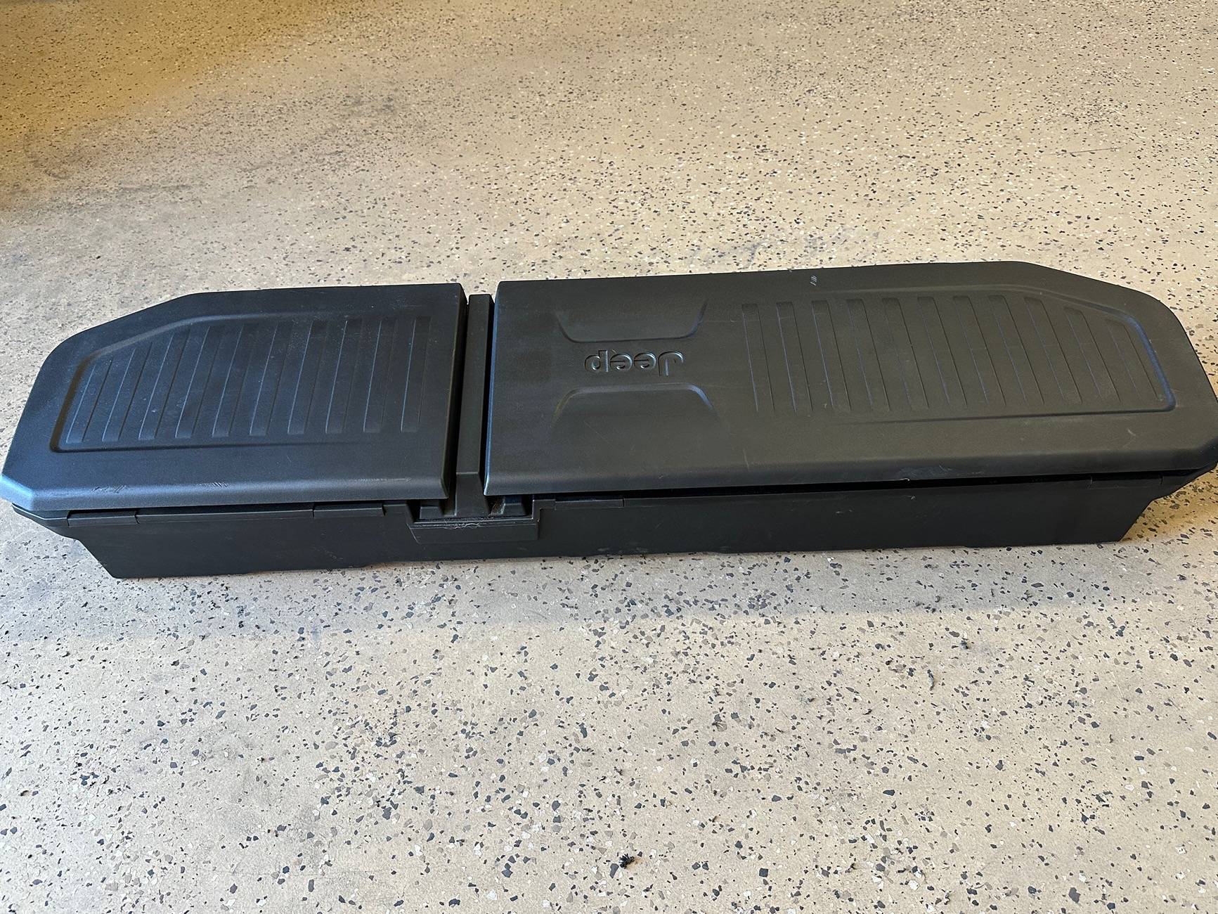 Jeep Gladiator Pending - Jeep Gladiator Rear Under Seat Locking Storage - 6LT89TX7AB - $500 IMG_1436