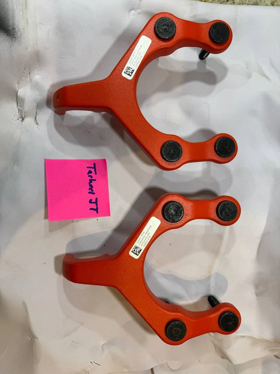 Jeep Gladiator 2023 Mojave Orange Tow Hooks IMG_6825