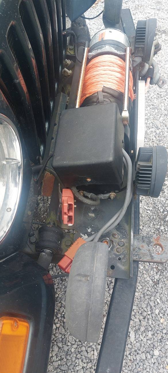 Jeep Gladiator Upgrade the 3 prong outlet???? 20240928_144919