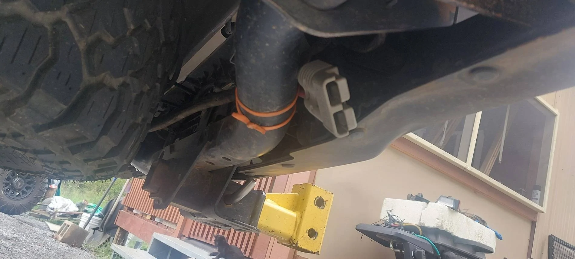 Jeep Gladiator Upgrade the 3 prong outlet???? 20240928_144959