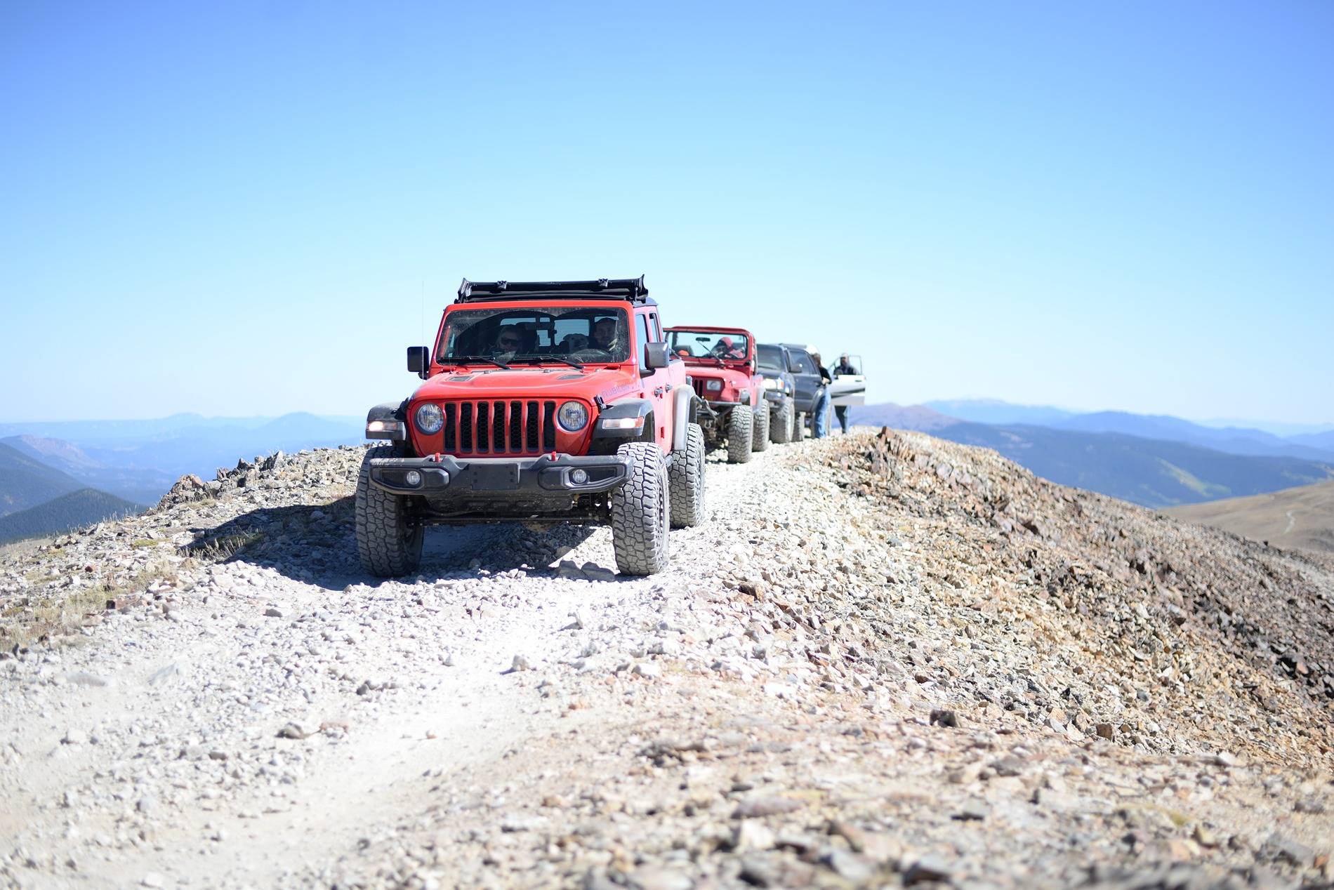Jeep Gladiator FIRECRACKER RED Gladiator JT Club dsc_4571