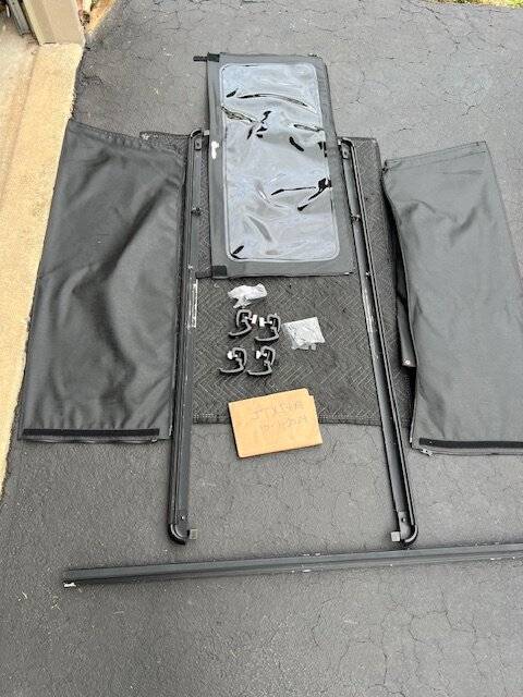 Jeep Gladiator BesTop SuperTop Black Diamond Truck2 IMG_9254 (1)