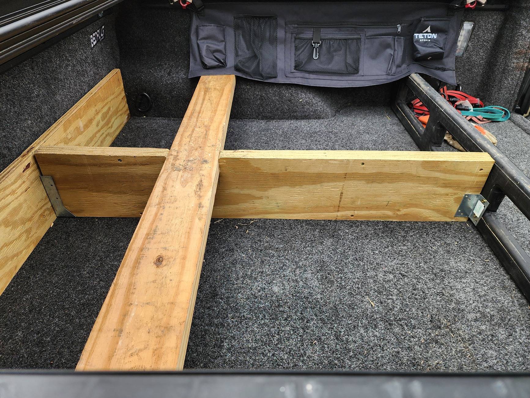 Jeep Gladiator Hitchhiker Solo Tusca Overlanding in bed Camper 20240224_141030
