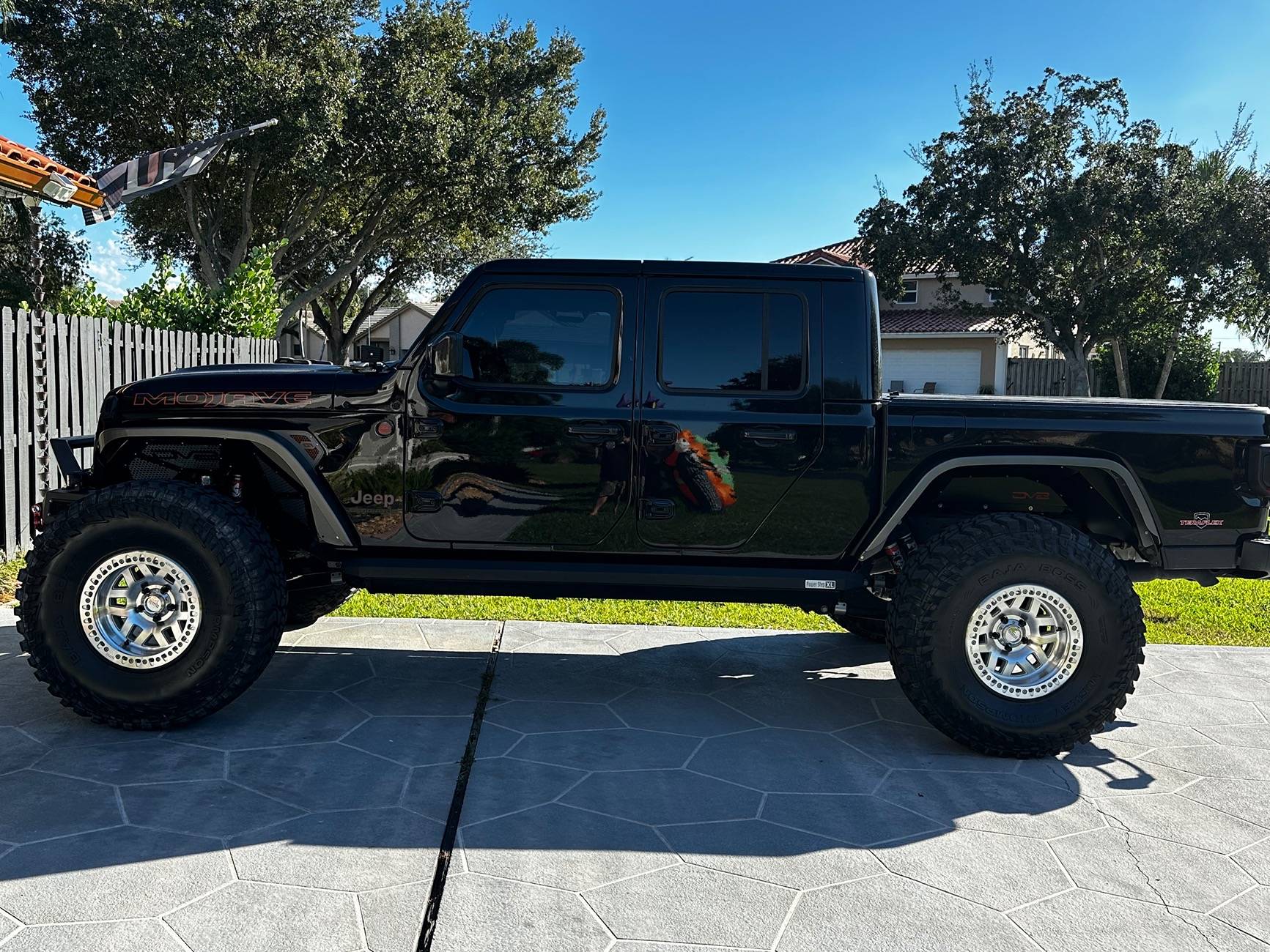Jeep Gladiator 2022 Jeep Gladiator Mojave, lifted, Terra Flex Suspension, Mickey Thompson 40” ,KMC bead locks, PSC Hydro assist steering, 5:38 gears $65k OBO IMG_1580