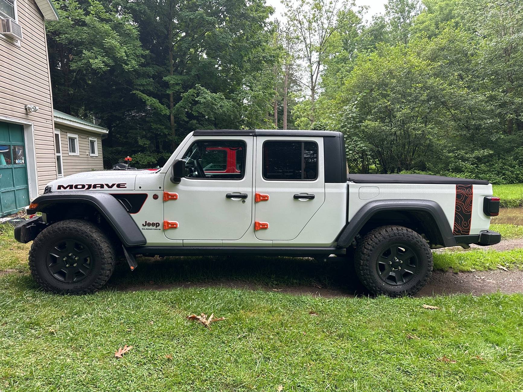Jeep Gladiator Jeep Gladiator Bedside Vinyl Bands (Underground Graphics) IMG_9047