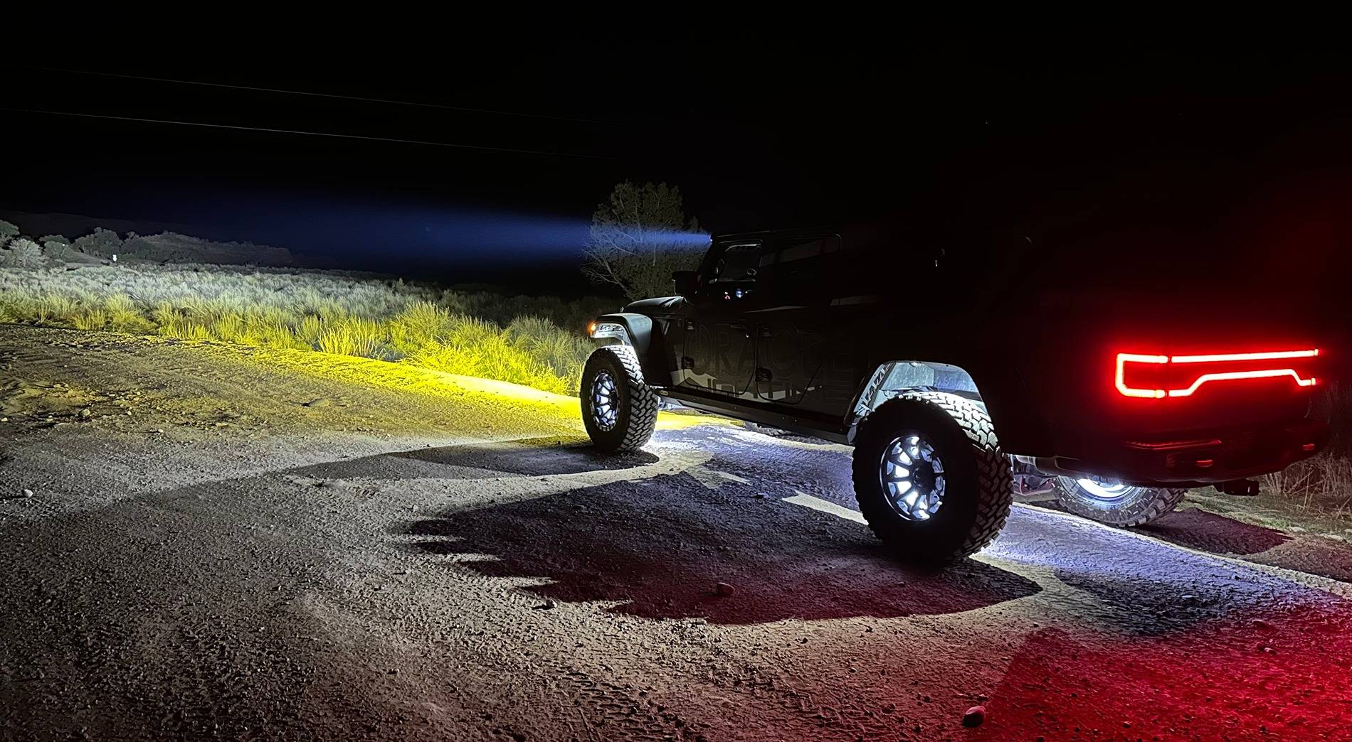 Jeep Gladiator 🚨Product of the Week🚨 ORACLE Integrated LED Light Bar for Jeep Gladiator JT IMG_2908