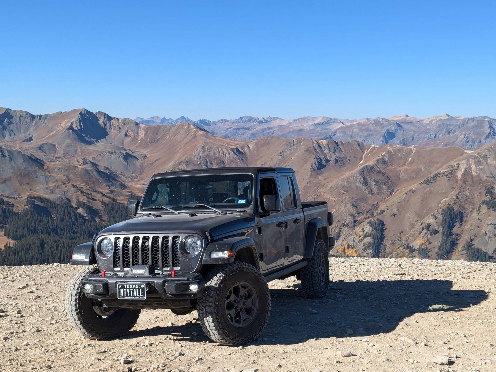 Jeep Gladiator Gladiator Glamour Shots PXL_20241002_155626479