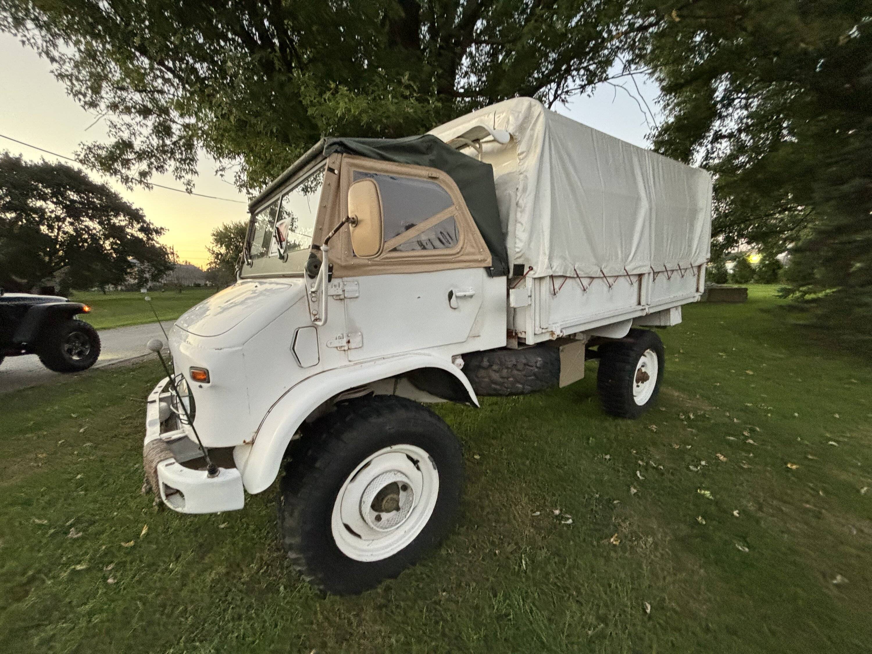 Jeep Gladiator 1968 Unimog 404 - talk me out of this IMG_1395