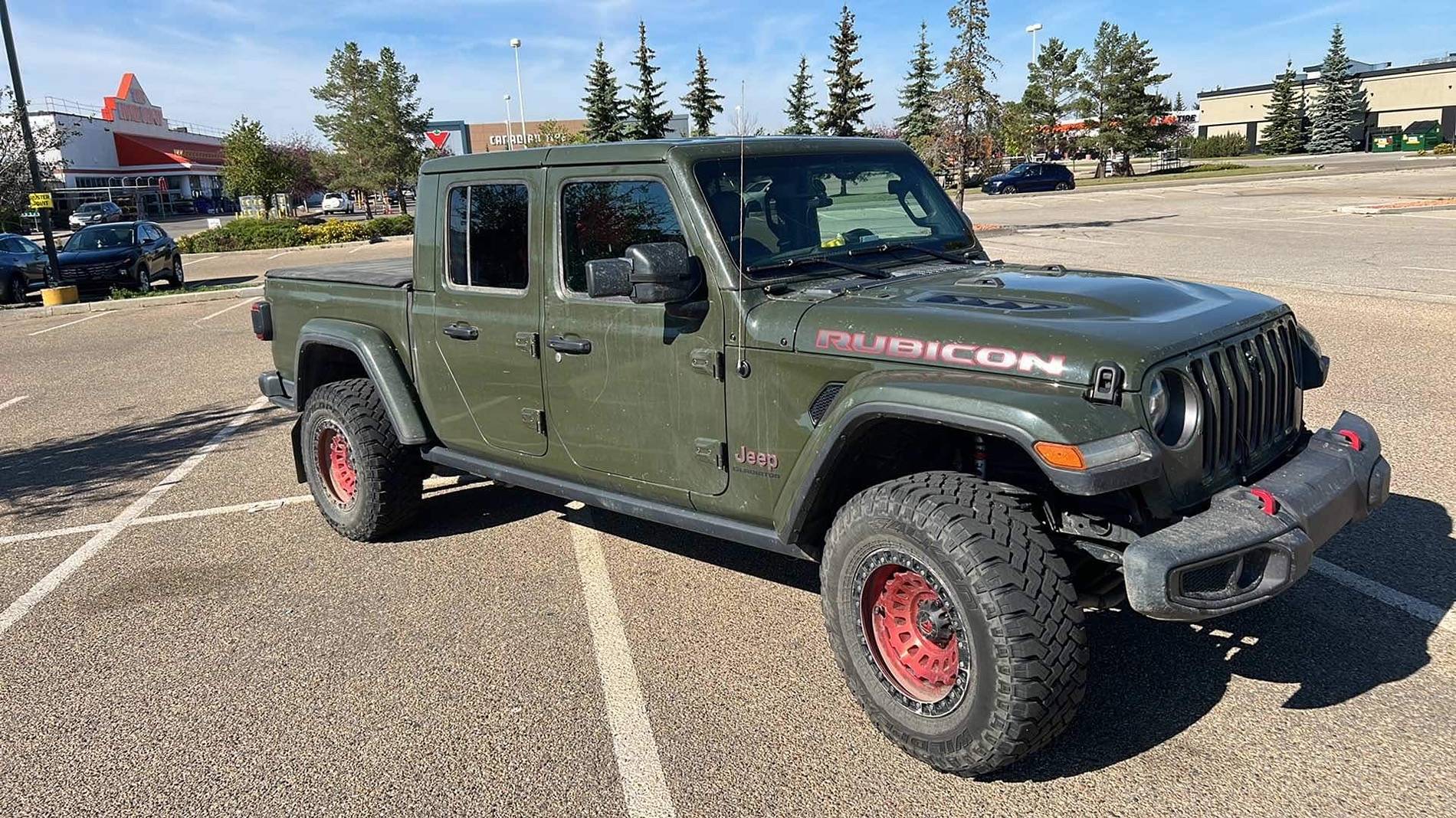 Jeep Gladiator White CJ retro wheels on a Sarge Green Gladiator IMG_1196