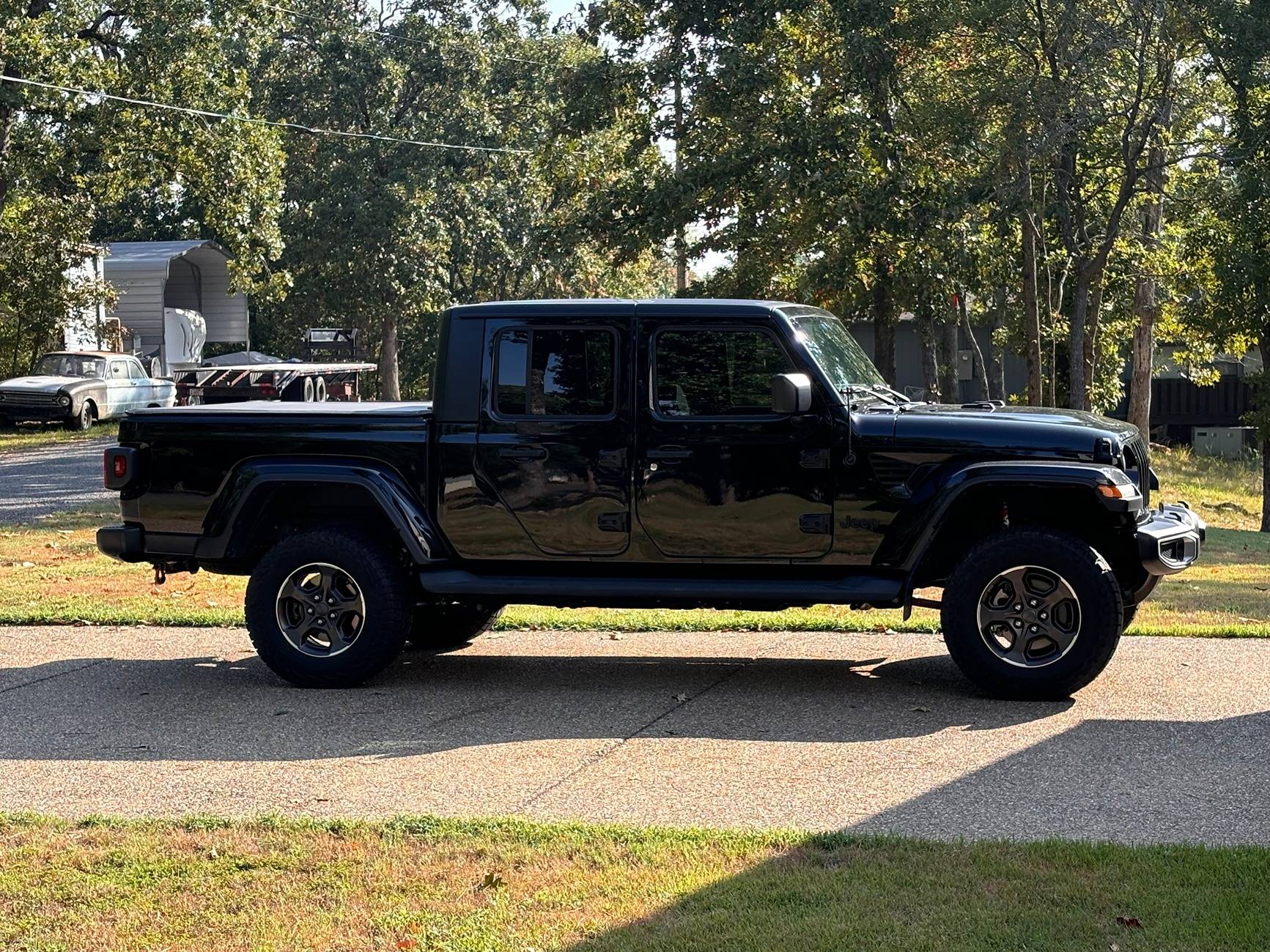 Jeep Gladiator Photo Request: 2 inch lift w/ 33inch tires IMG_9026
