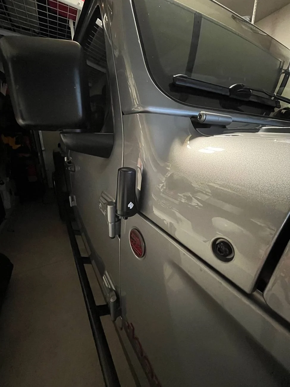 Jeep Gladiator WeBoost or HiBoost antenna mounting without a roof rack IMG_1230
