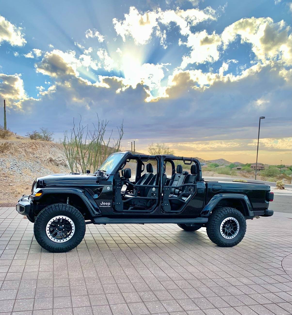 Jeep Gladiator Pics with tube doors -- post yours IMG_5752