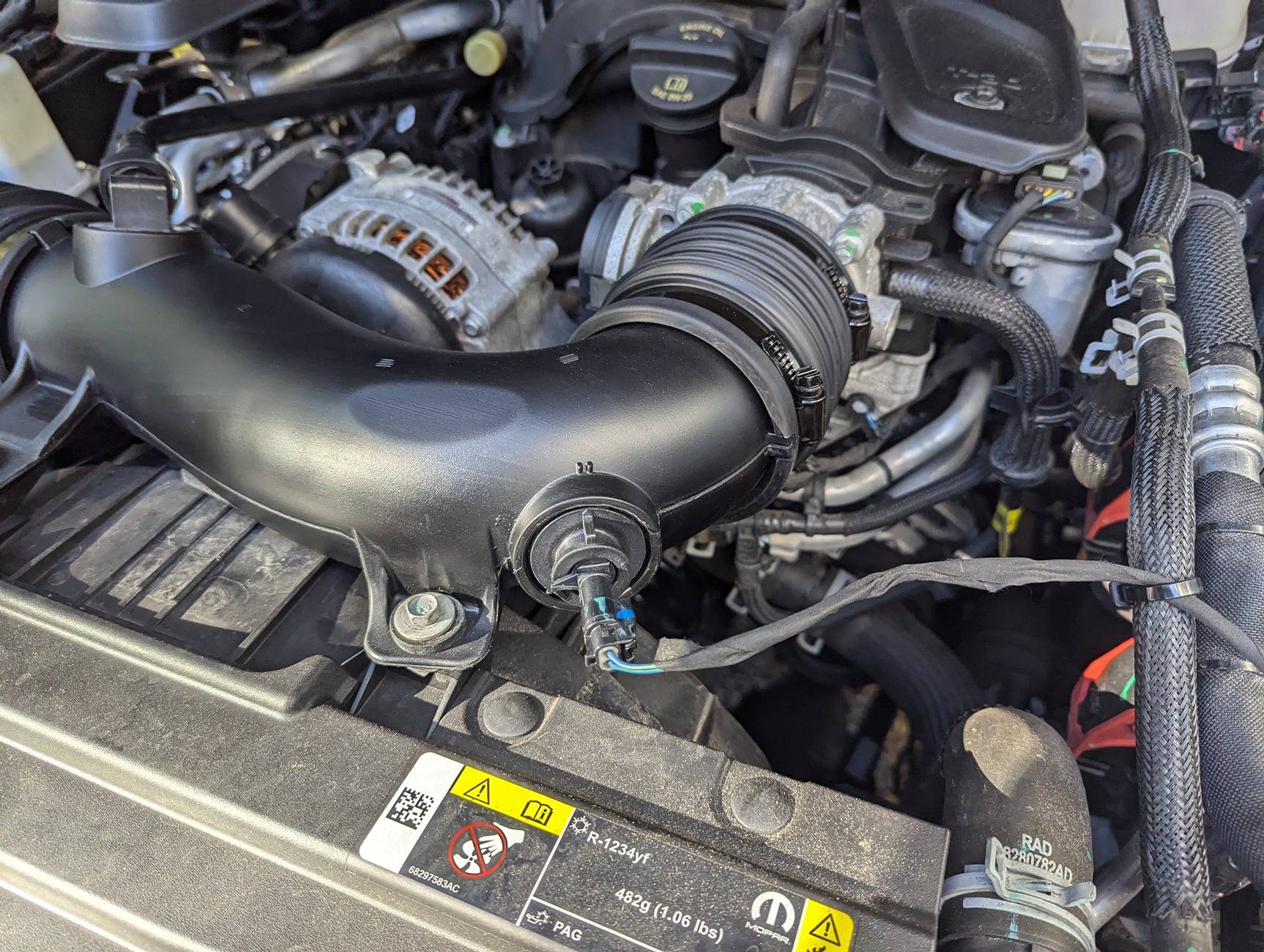 Jeep Gladiator Mopar Cold Air Intake P# 77072433AC elbow