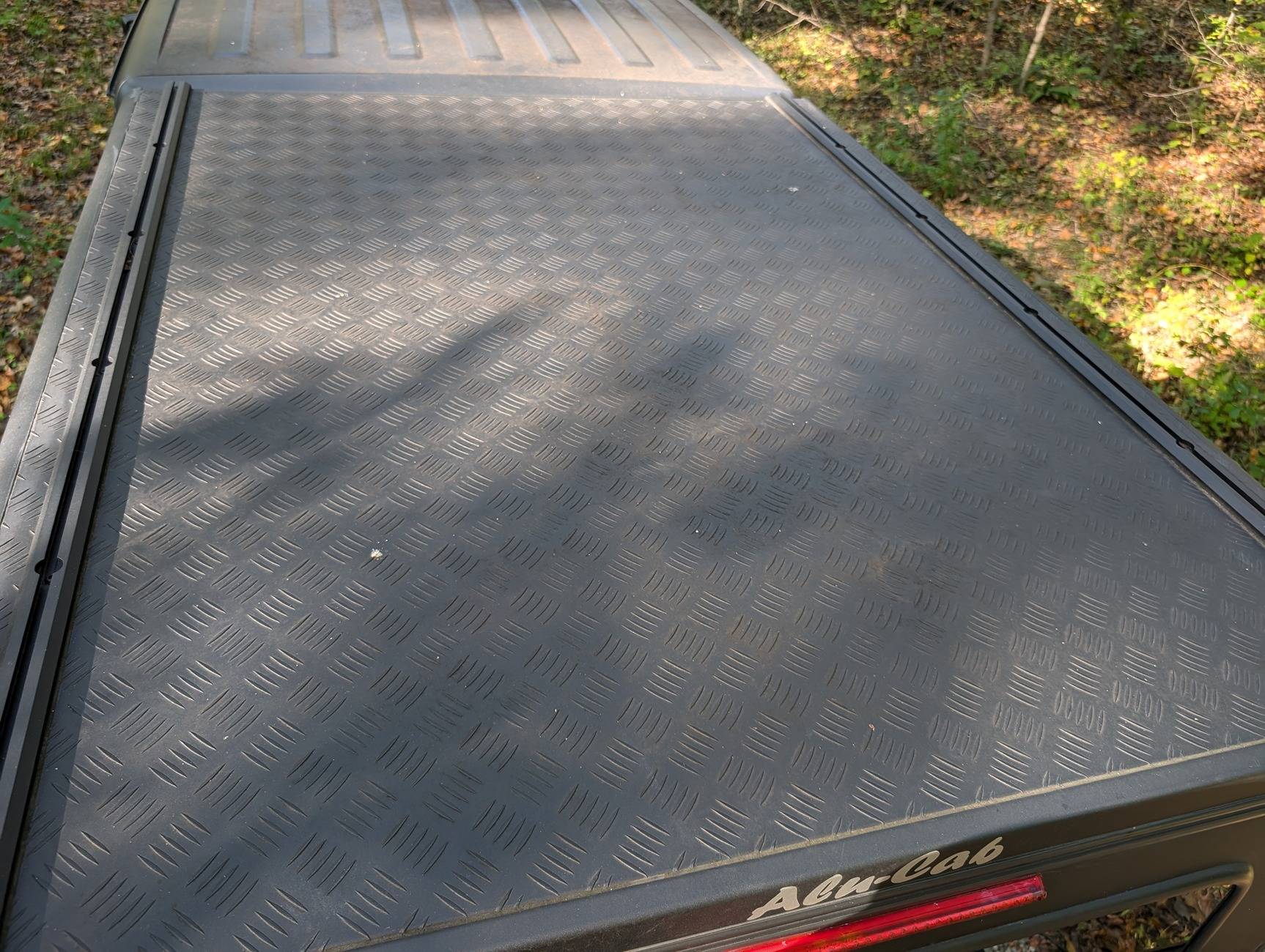 Jeep Gladiator Alu-cab Canopy - $2000 obo PXL_20241010_194709764