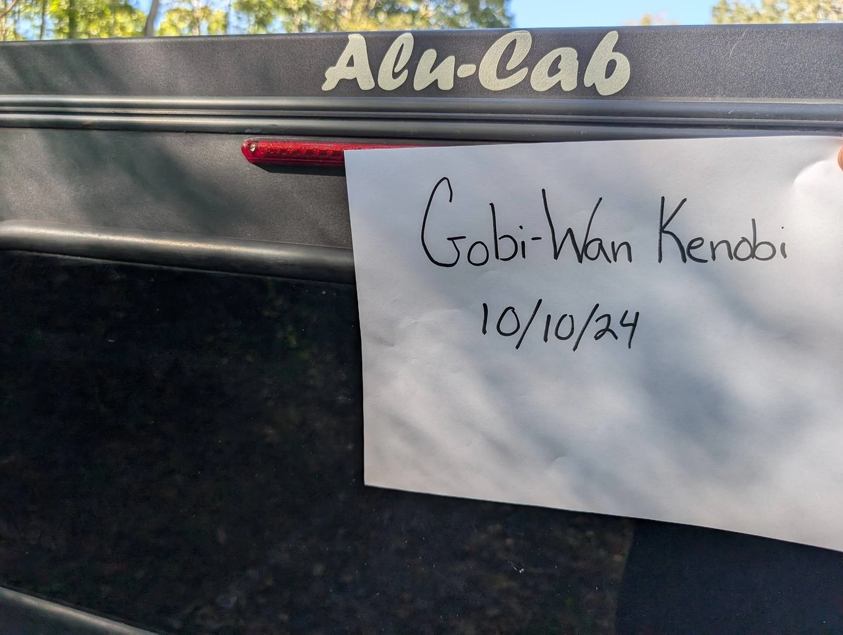 Jeep Gladiator Alu-cab Canopy - $2000 obo PXL_20241010_195008567.MP