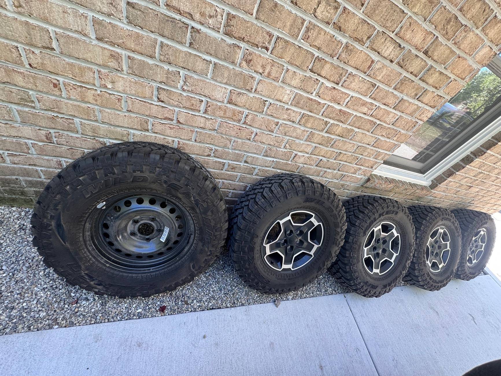 Jeep Gladiator WTB Mojave Machined Silver/Black Wheels IMG_3045