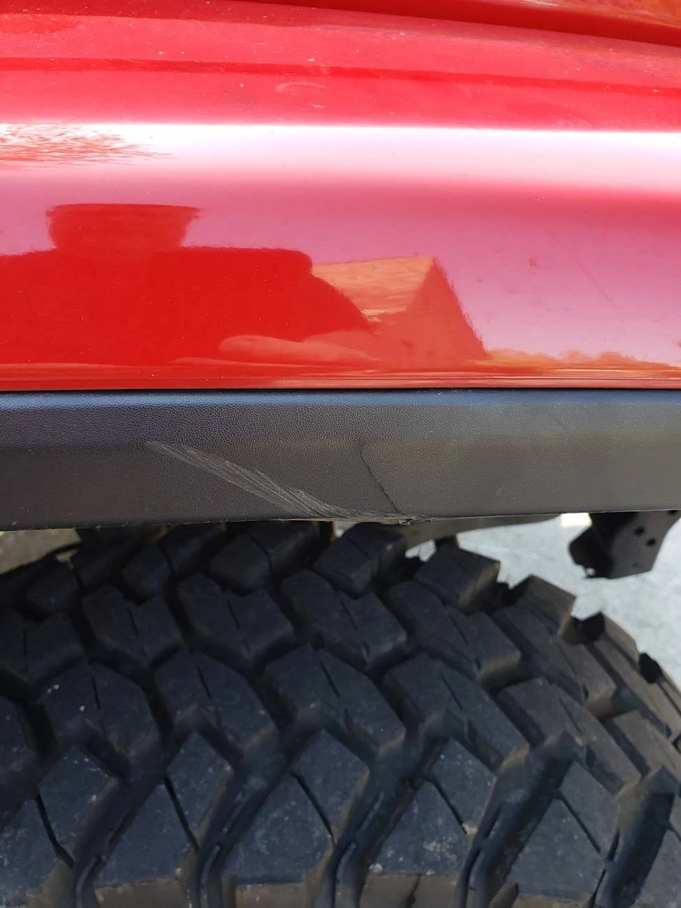 Jeep Gladiator Tore Up Wheelwell/Fender Trim 20241006_144643