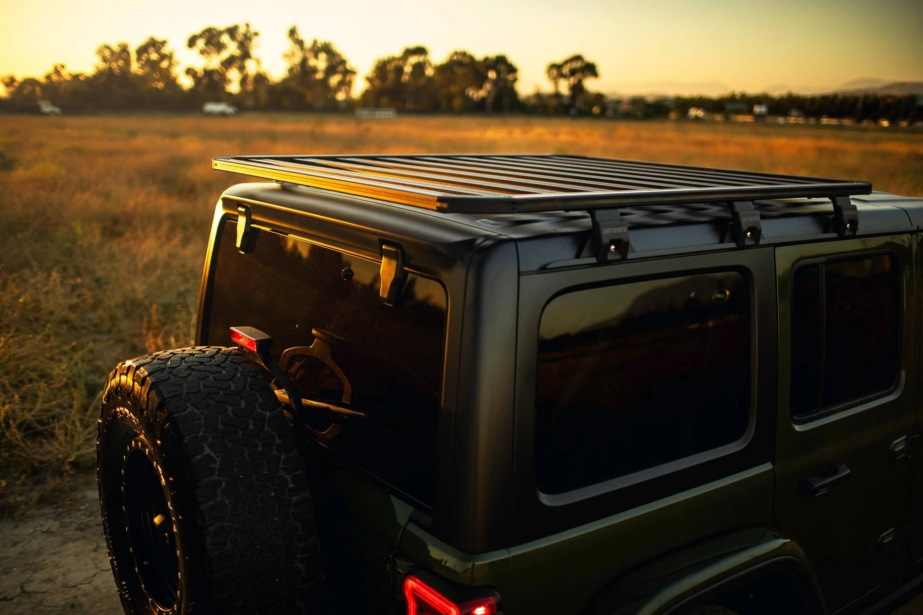 Jeep Gladiator Full and Half Jeep Platform Rack- Antidote Outdoors AR9A1693-Edit
