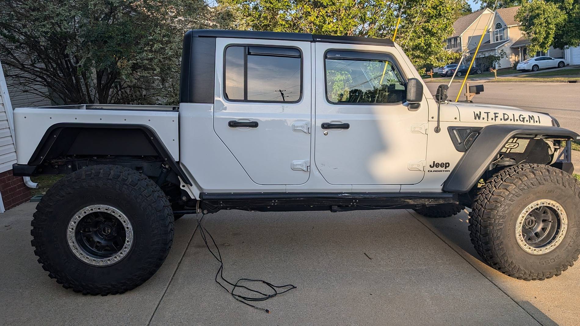 Jeep Gladiator W.T.F.D.I.G.M.I - Turning my daily drive into a trail rig. PXL_20241012_220226593.MP