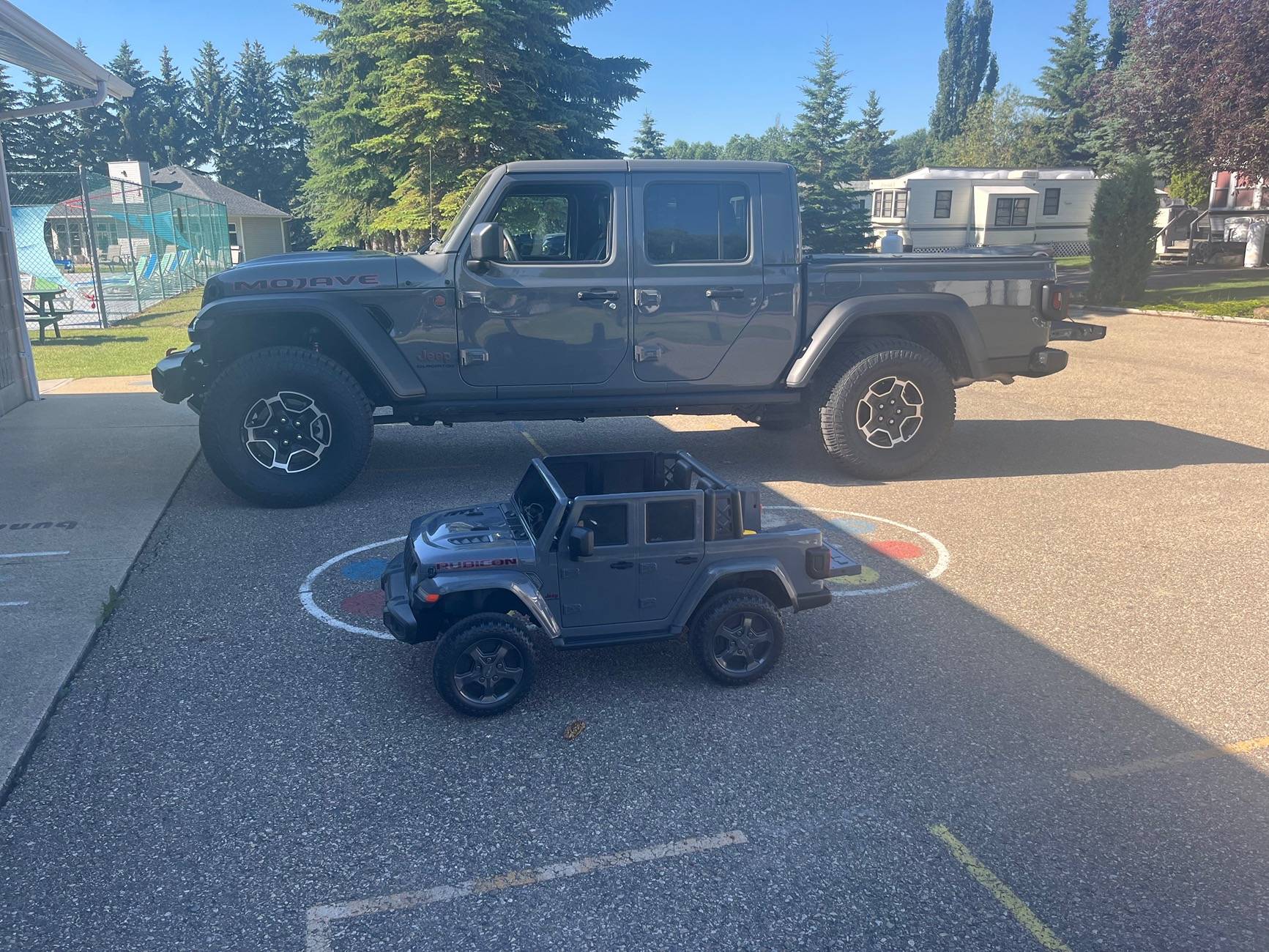 Jeep Gladiator STING GRAY Gladiator JT Club 6079D09C-632D-4AFF-980D-40C864D014D6