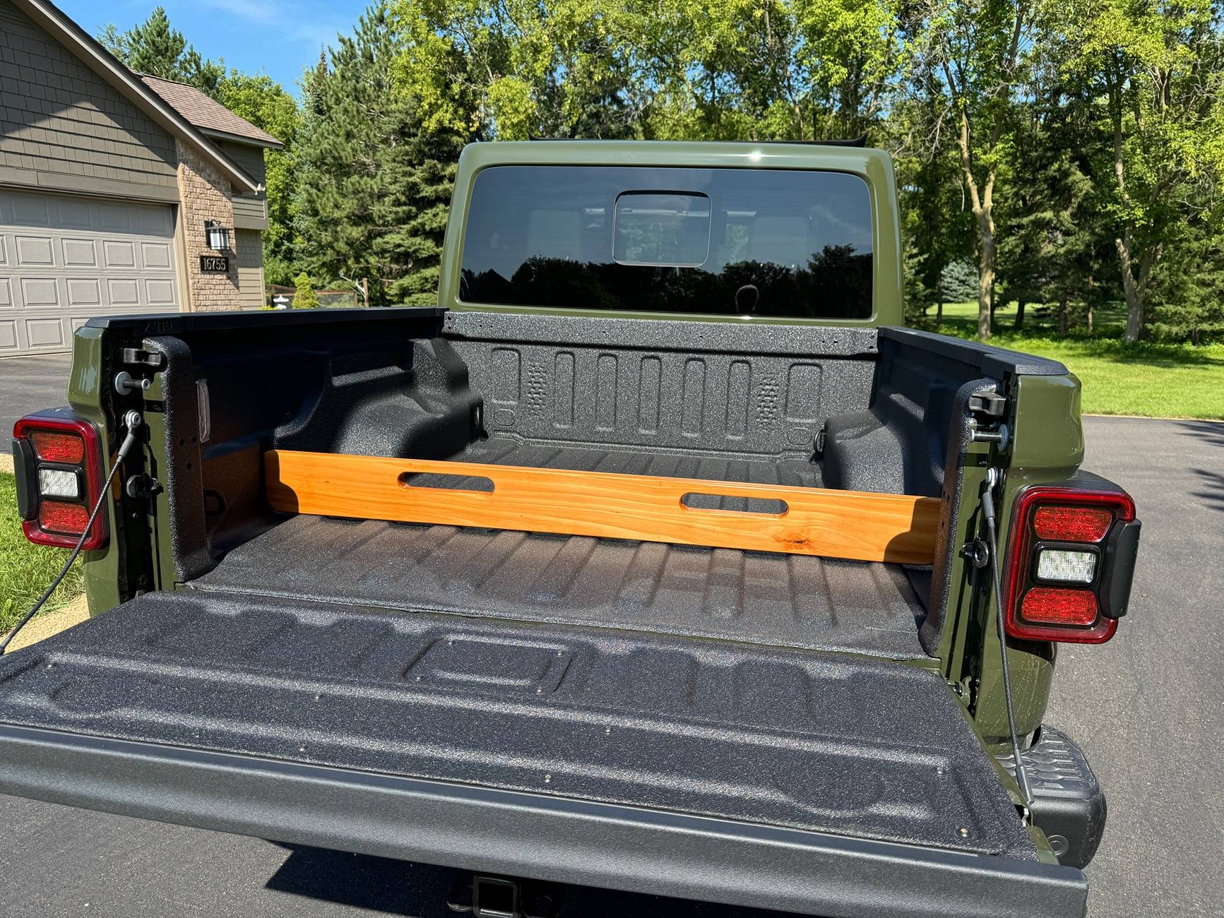 Jeep Gladiator Composite bed partition / divider / gladdy board? IMG_8258.JPG
