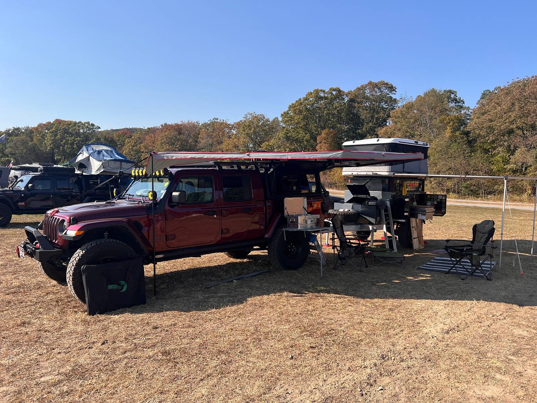 Jeep Gladiator Camping with your Gladiator RITO2