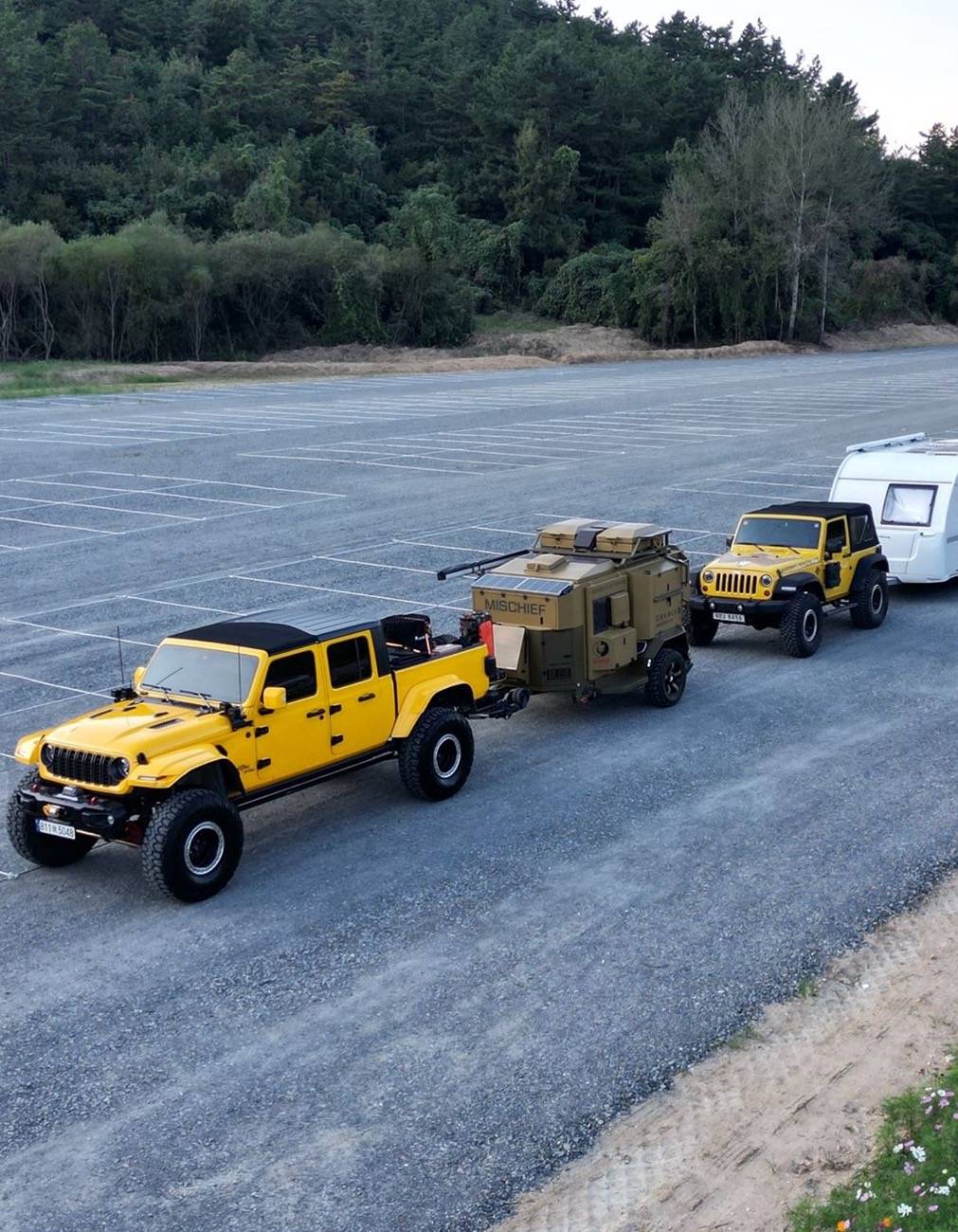 Jeep Gladiator Hella Yella JT IMG_8987
