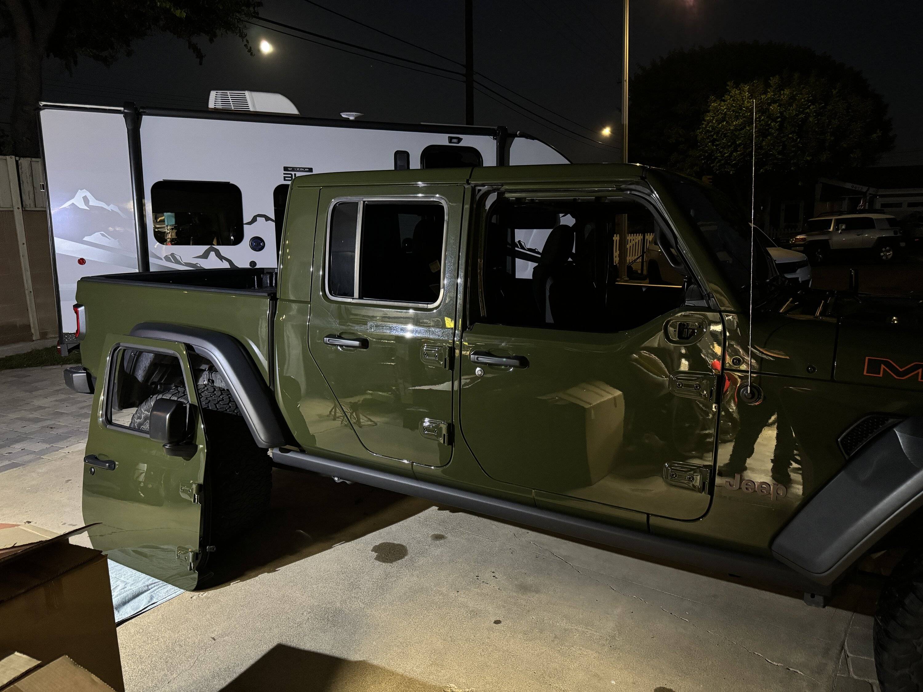 Jeep Gladiator It's ALMOST DONE... (yeah right) - Sarge Green with half doors and 37s IMG_7508