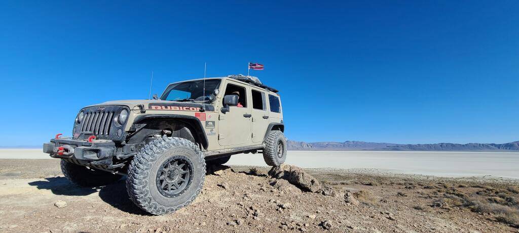 Jeep Gladiator It's ALMOST DONE... (yeah right) - Sarge Green with half doors and 37s 123_1