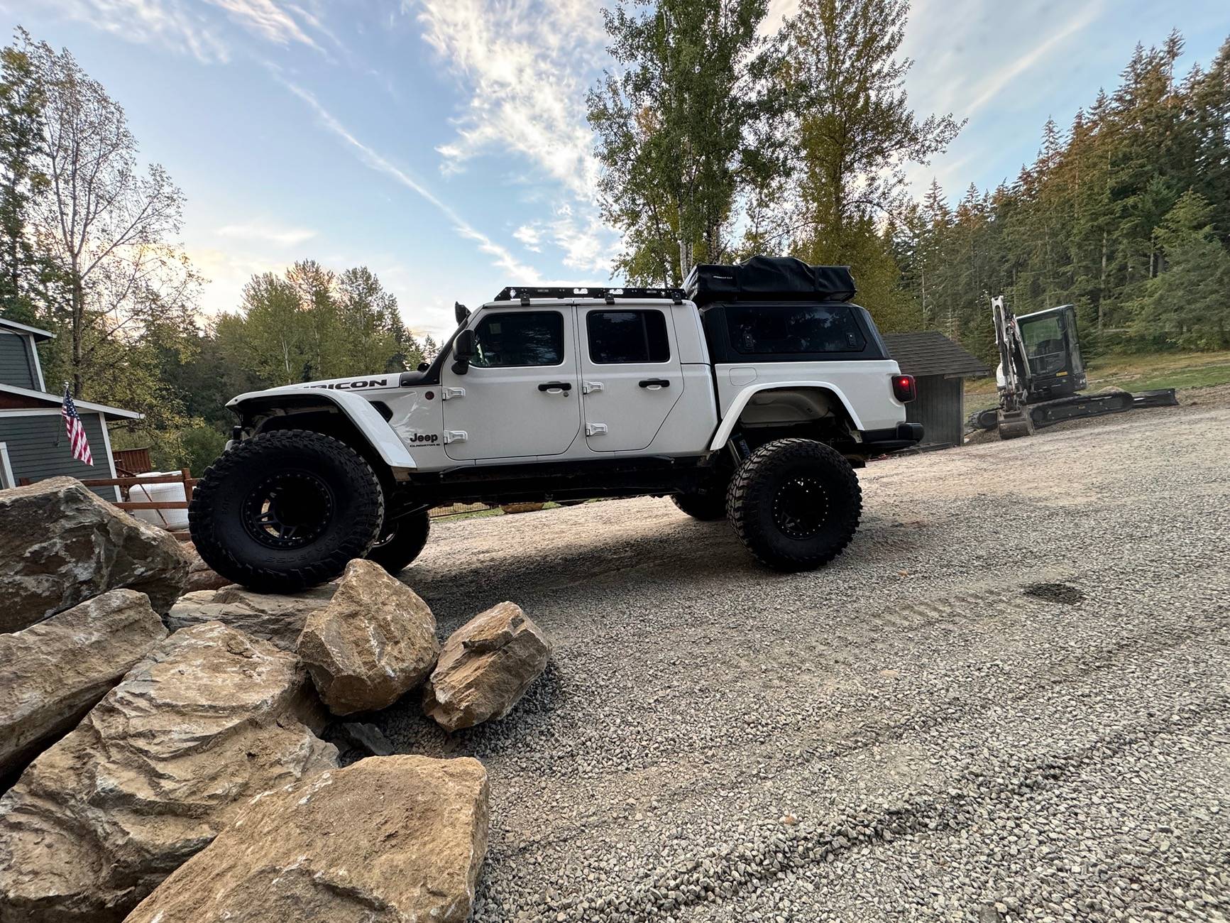 Jeep Gladiator Turning my drive way into a rock garden IMG_1631