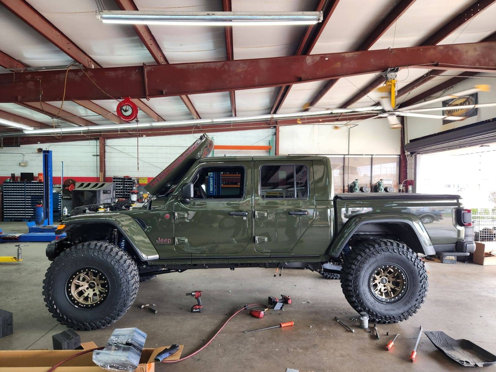 Jeep Gladiator Wheels for Sarge Gladiator sarge JT bronze black ring wheel
