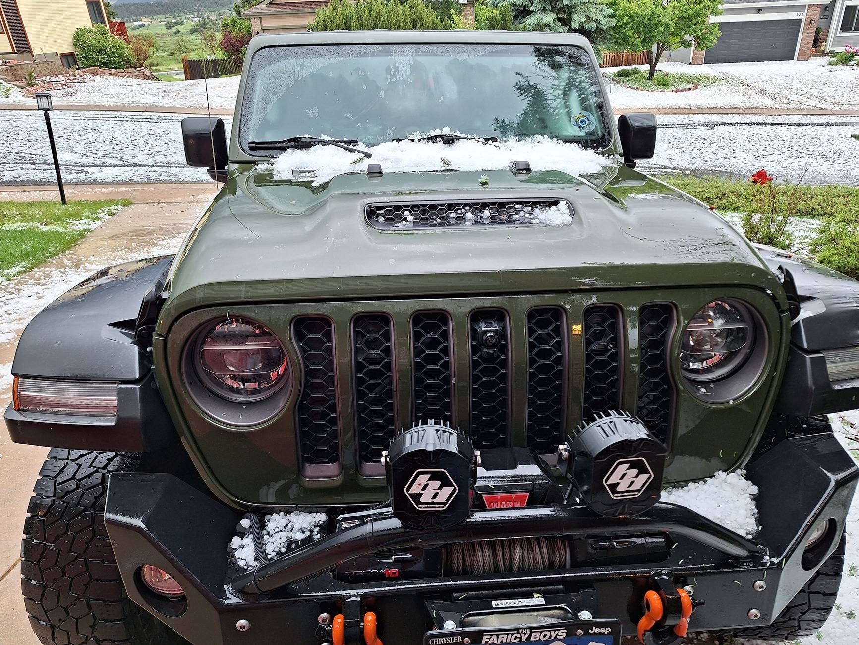 Jeep Gladiator Recess Winch vs Top Mount 20230622_181431