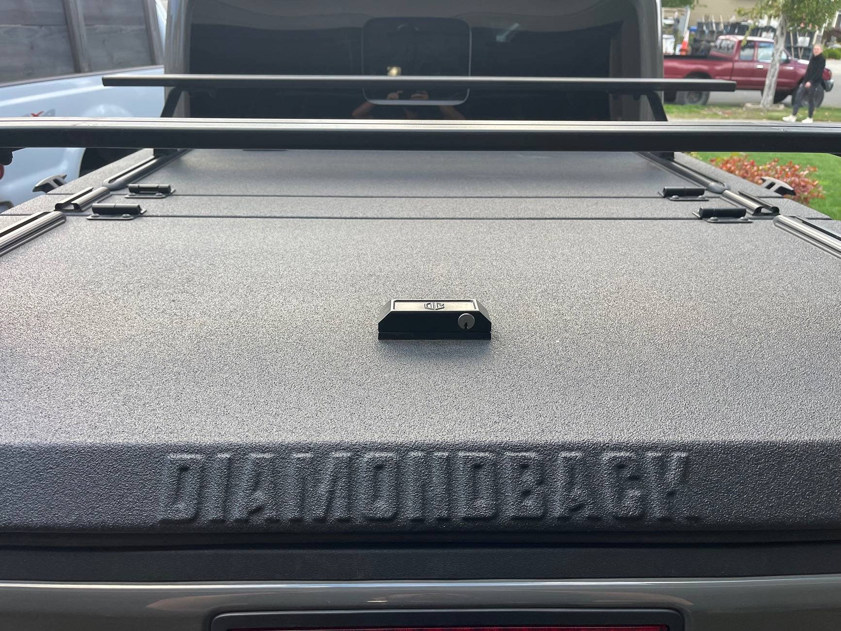 Jeep Gladiator Diamondback HD Tonneau IMG_4552