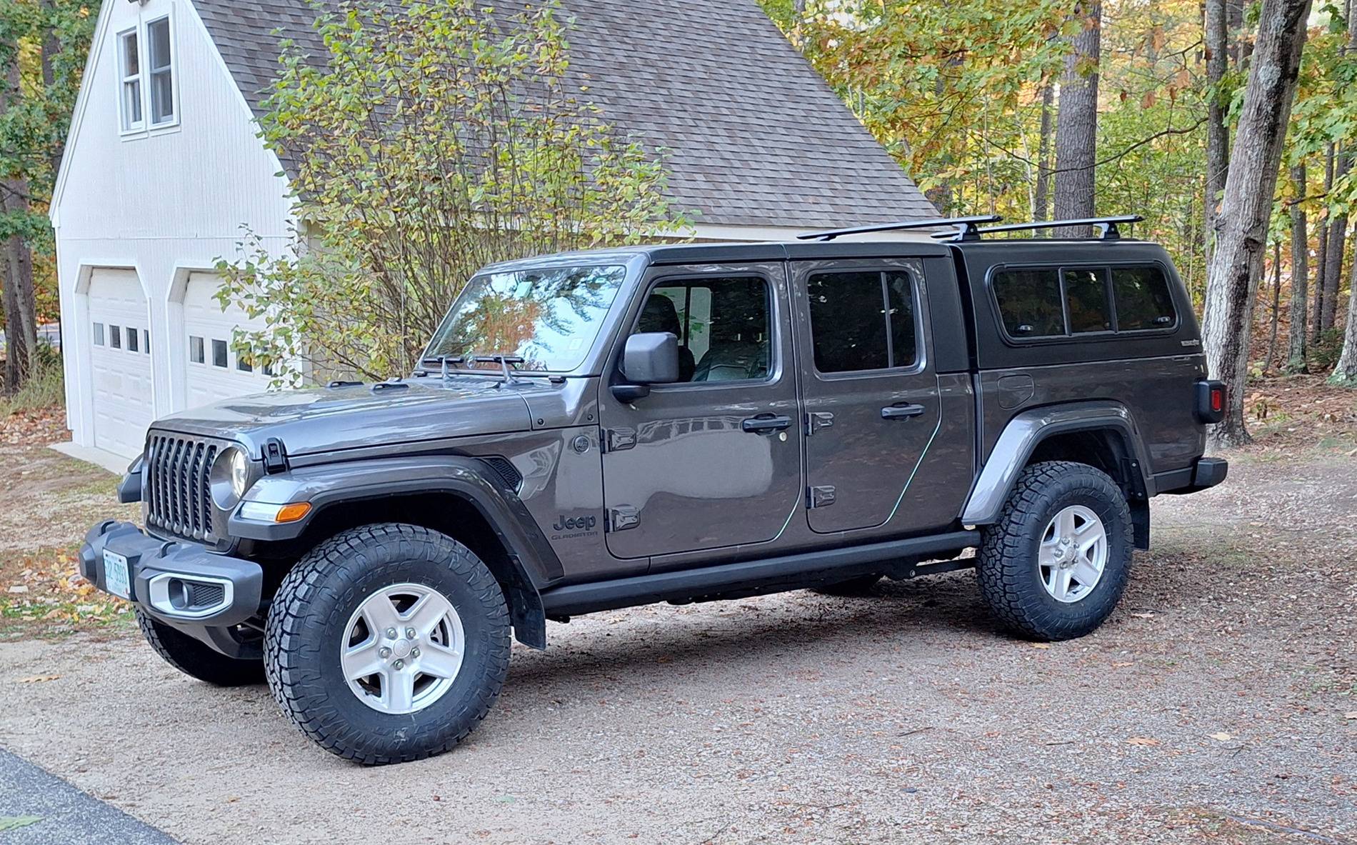 Jeep Gladiator Anyone go with more narrow 35” tires? 20241017_071530