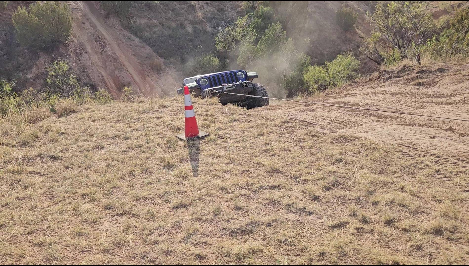 Jeep Gladiator Gladiator Recovery Assist Pictures:  The Hall of Shame 20241011_170304_Moment(2)