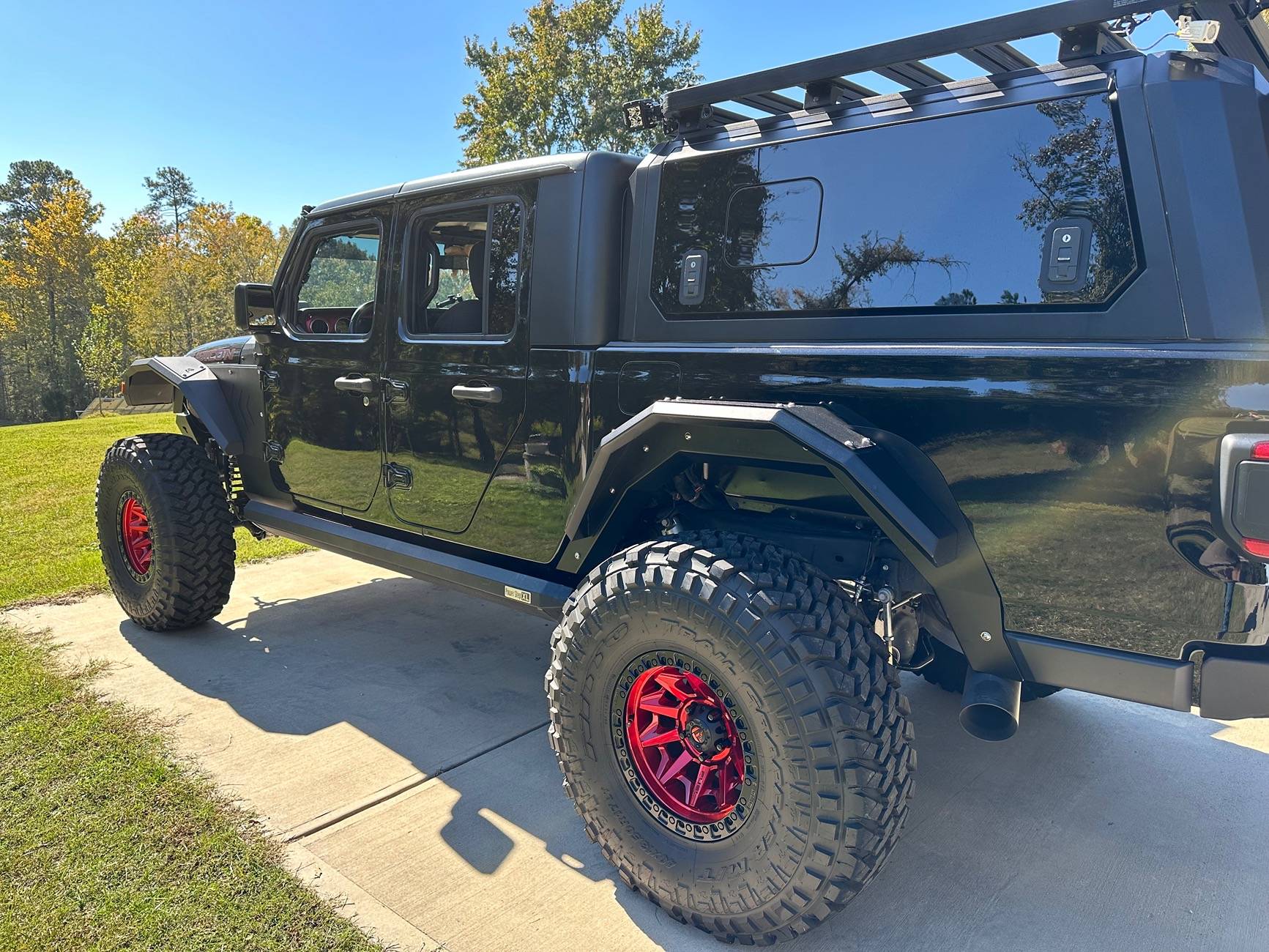 Jeep Gladiator Fab fours flares rears installed. IMG_6030