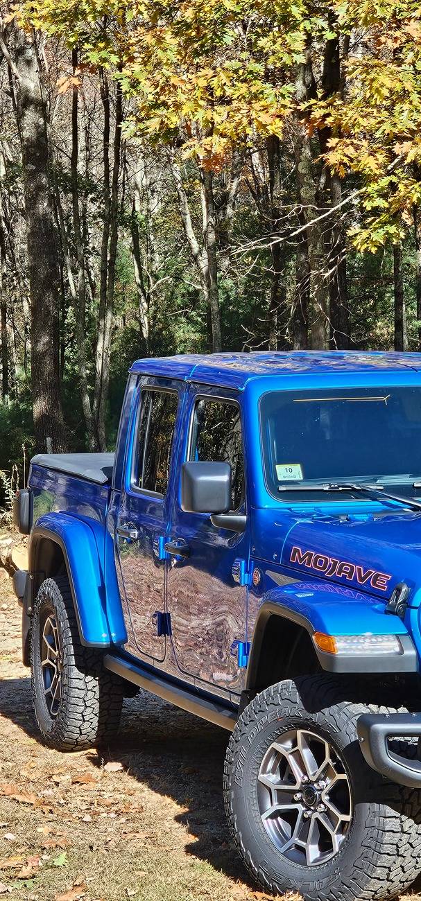 Jeep Gladiator HYDRO BLUE PEARL Gladiator JT Club 20241018_115558
