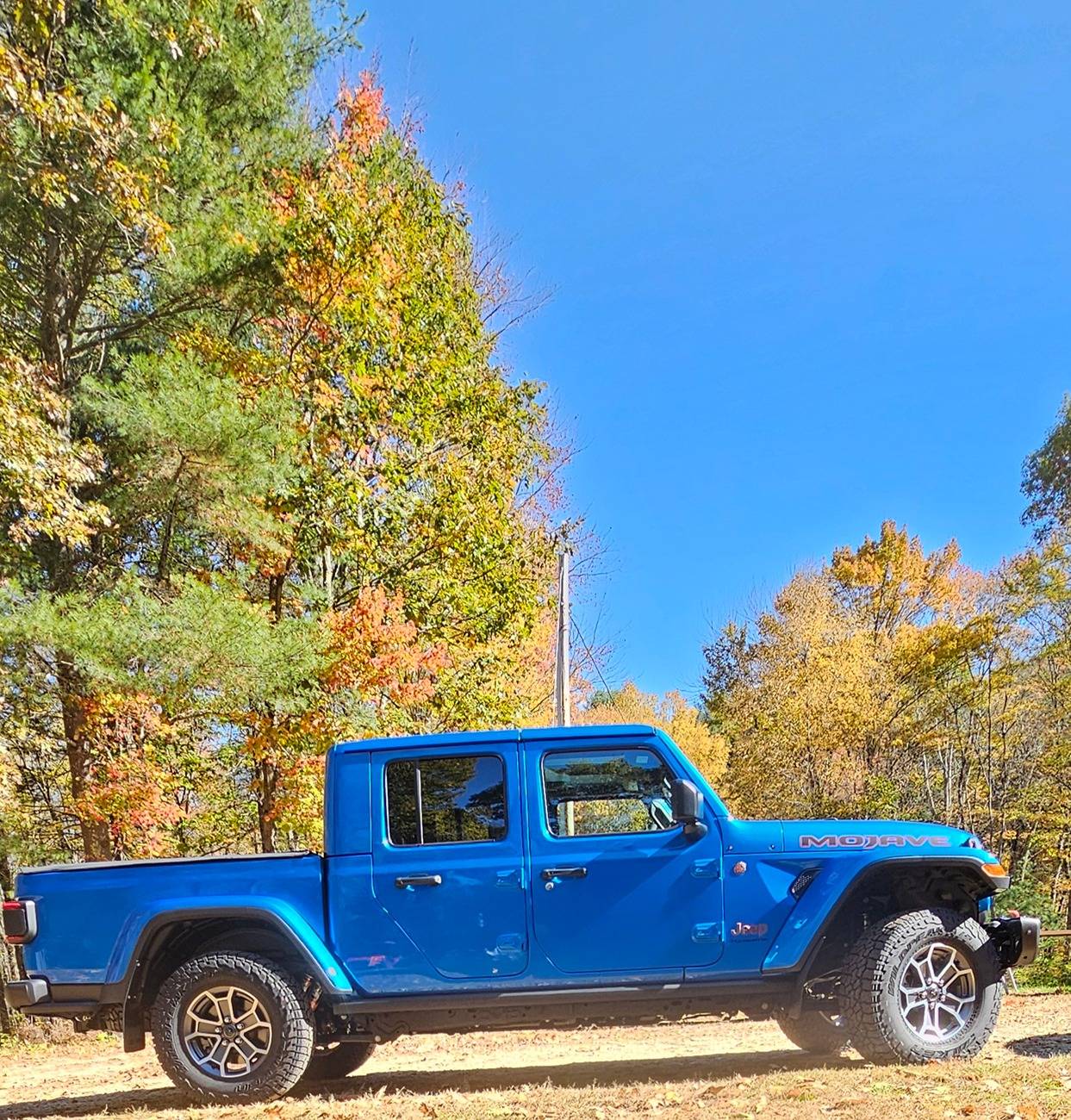 Jeep Gladiator HYDRO BLUE PEARL Gladiator JT Club 20241018_114955