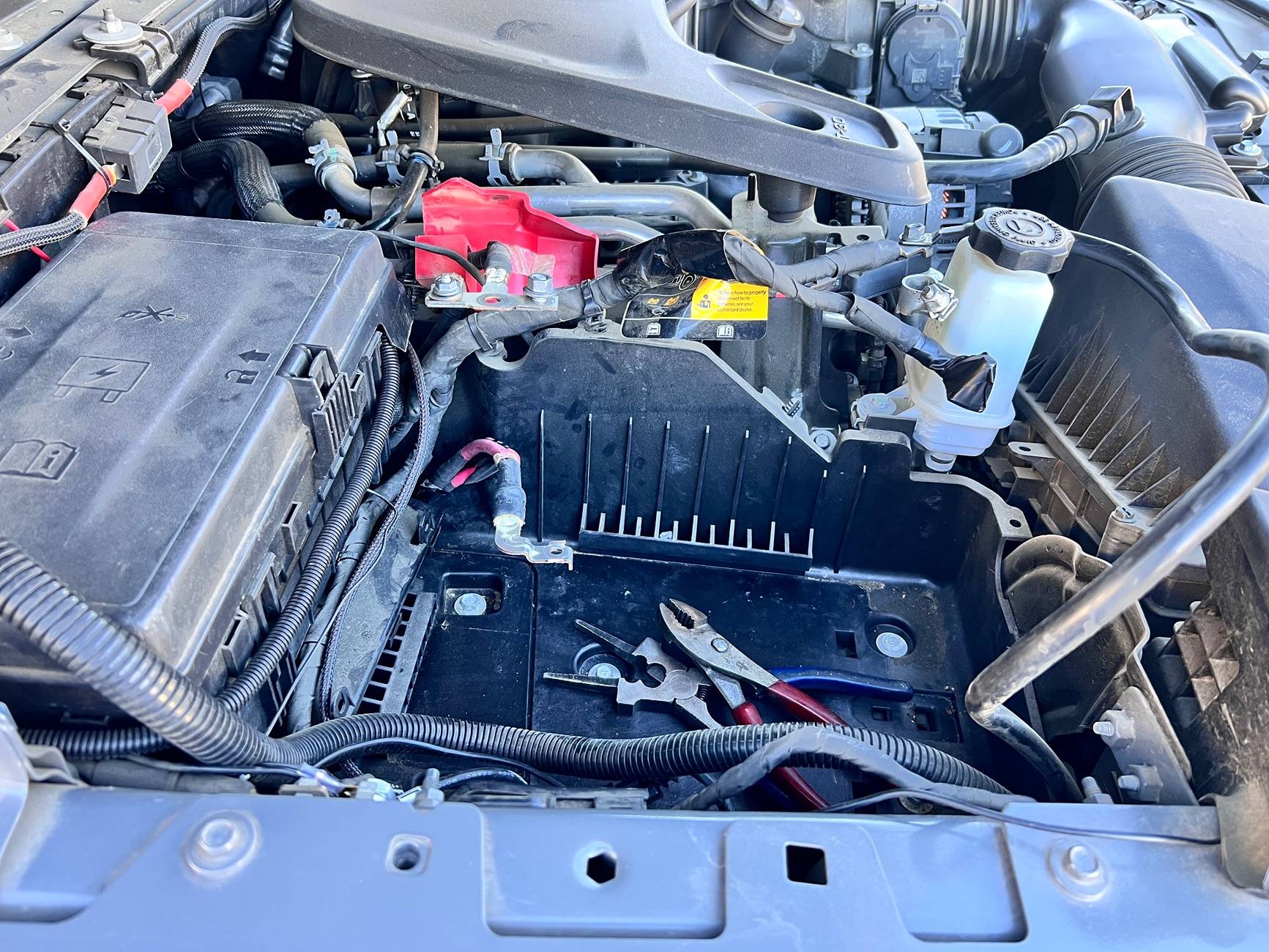 Jeep Gladiator Service star/stop again. Deleting aux battery but have a question IMG_0299