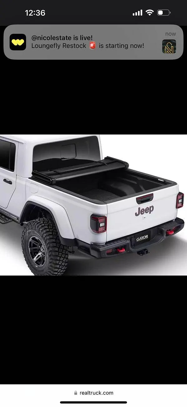Jeep Gladiator Tonneau Cover IMG_6092