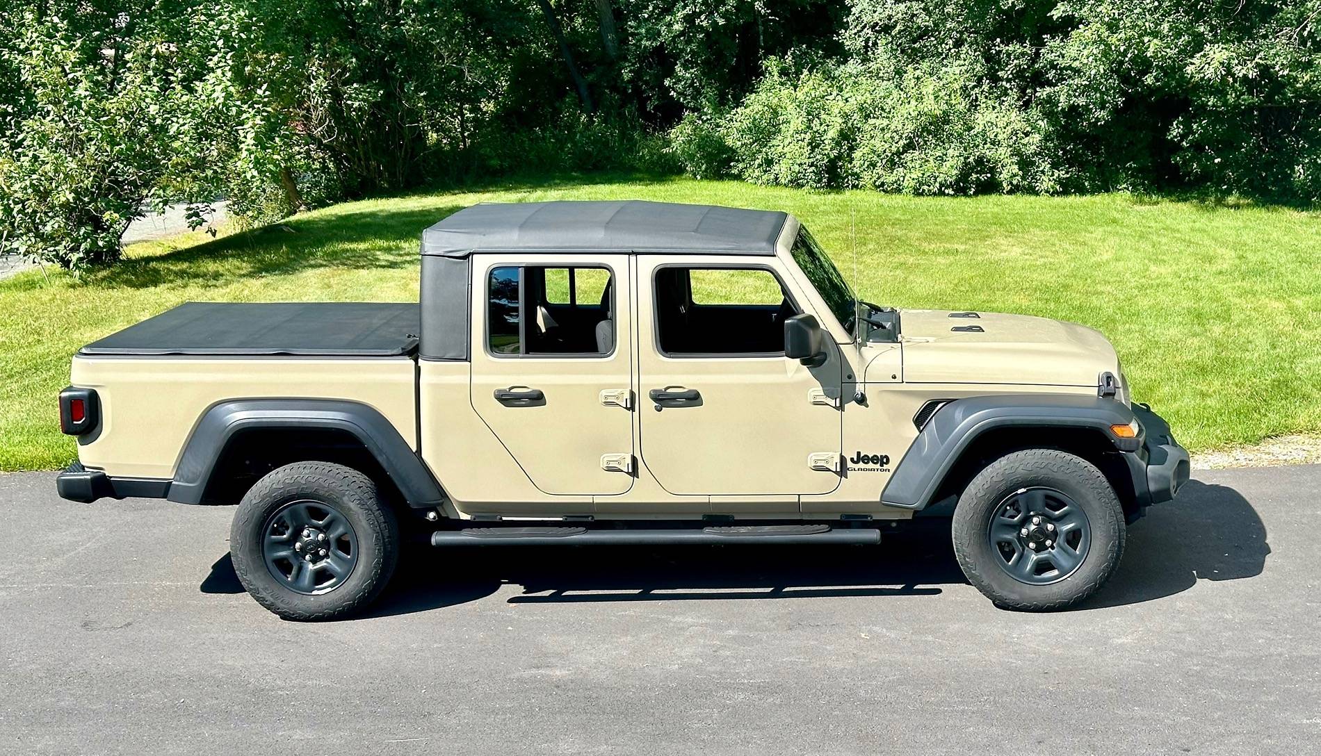 Jeep Gladiator Any 2020 Gladiator Owners Still Here? IMG_5980